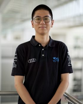 Groß (LLS02060_Wei_Lun_Ang)